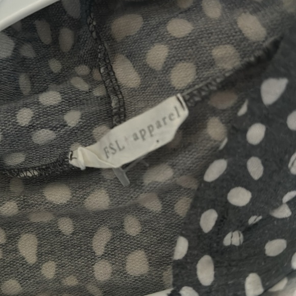 Gray and off white baby doll shirt with hood size medium - Picture 3 of 3